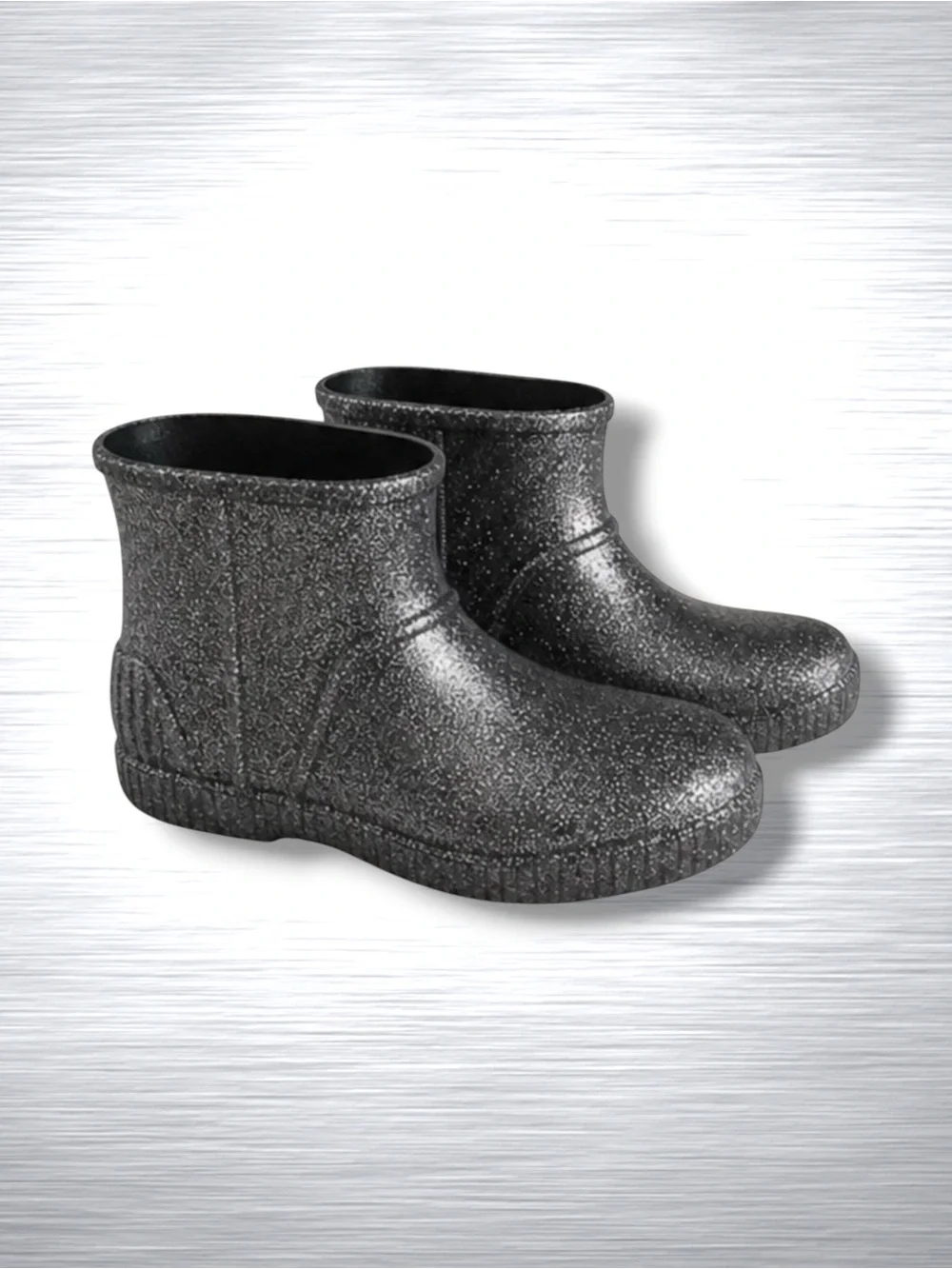 UGG Girls Snow Boots ❄️ Silver Glitter Waterproof Size 4 Like New